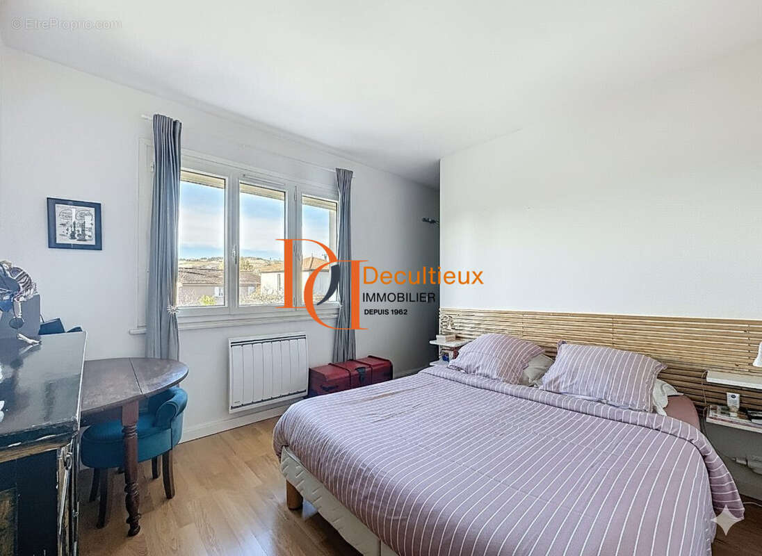 Maison à CHAZAY-D&#039;AZERGUES