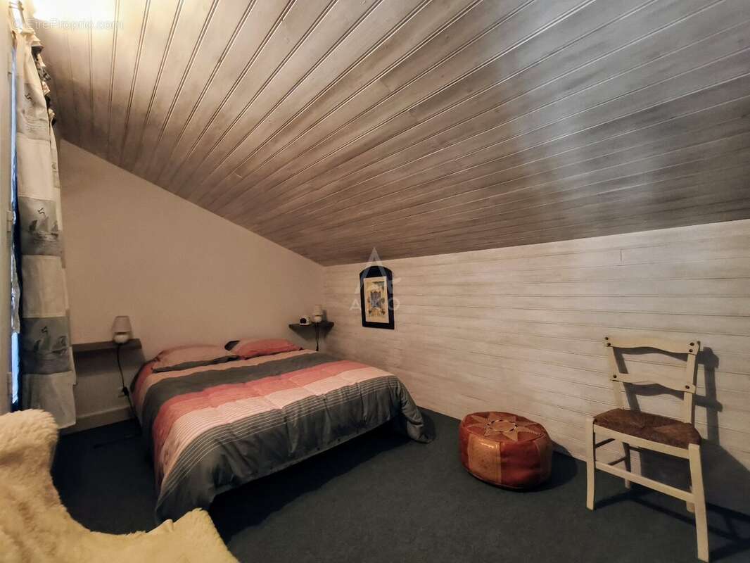 Maison à SAINT-QUENTIN-EN-MAUGES