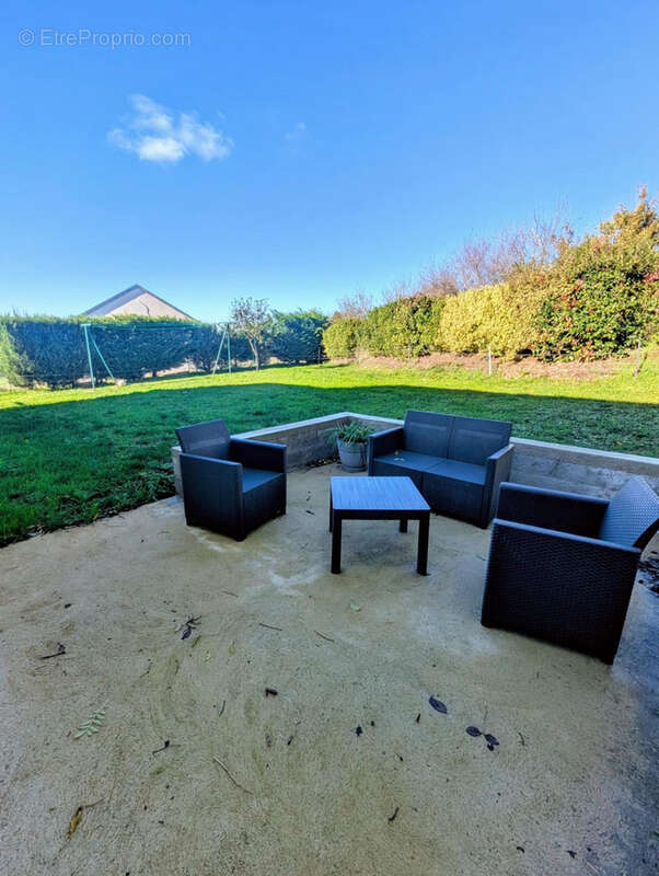 Maison à LUC-LA-PRIMAUBE