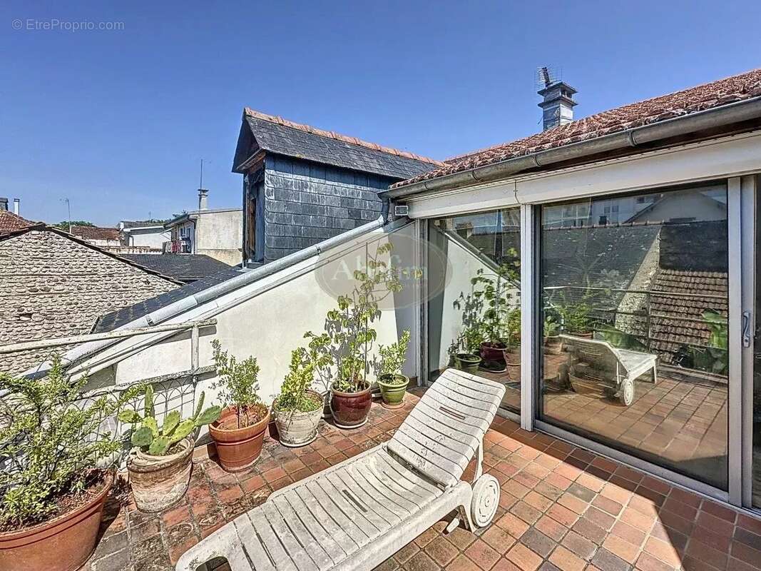 Ensemble immobilier - photo 3