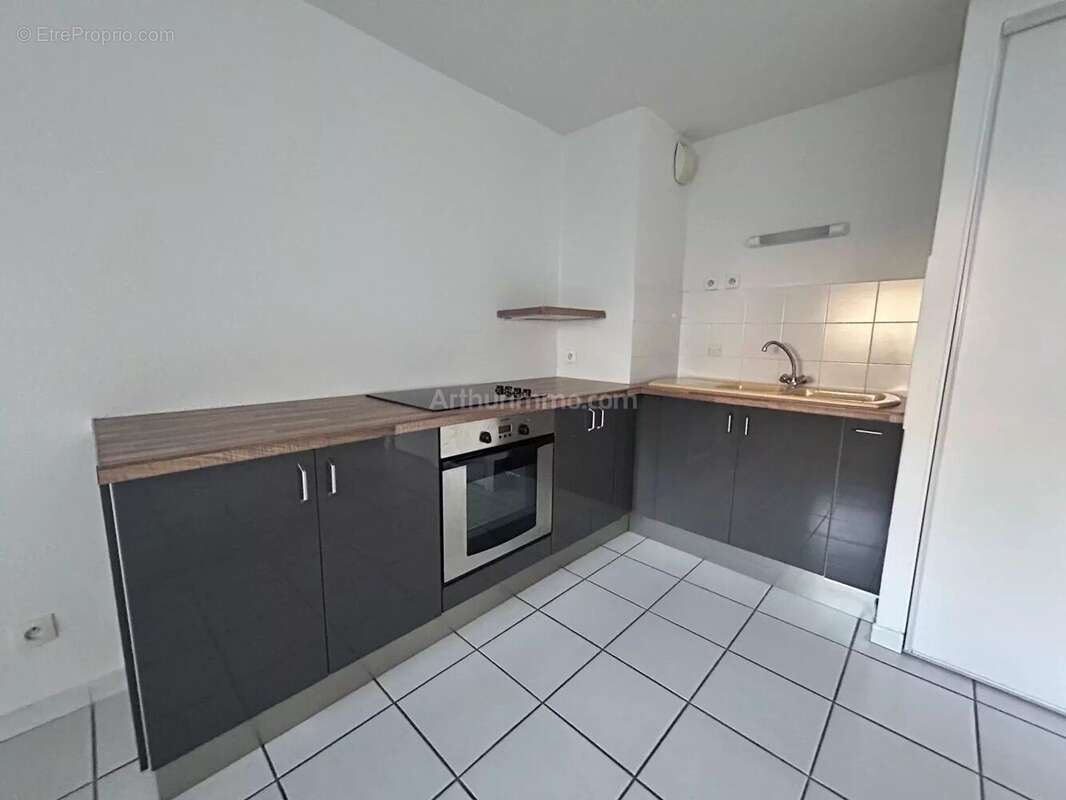Appartement à FONTAINE