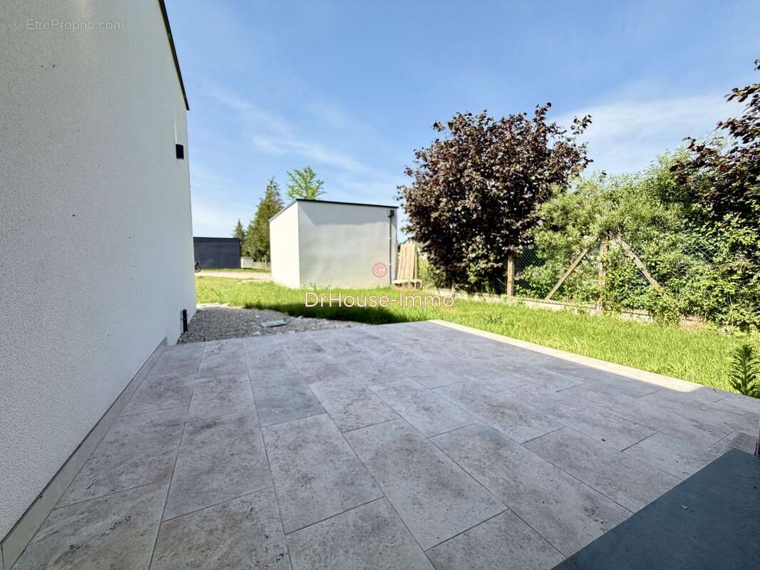 Maison à CORQUILLEROY
