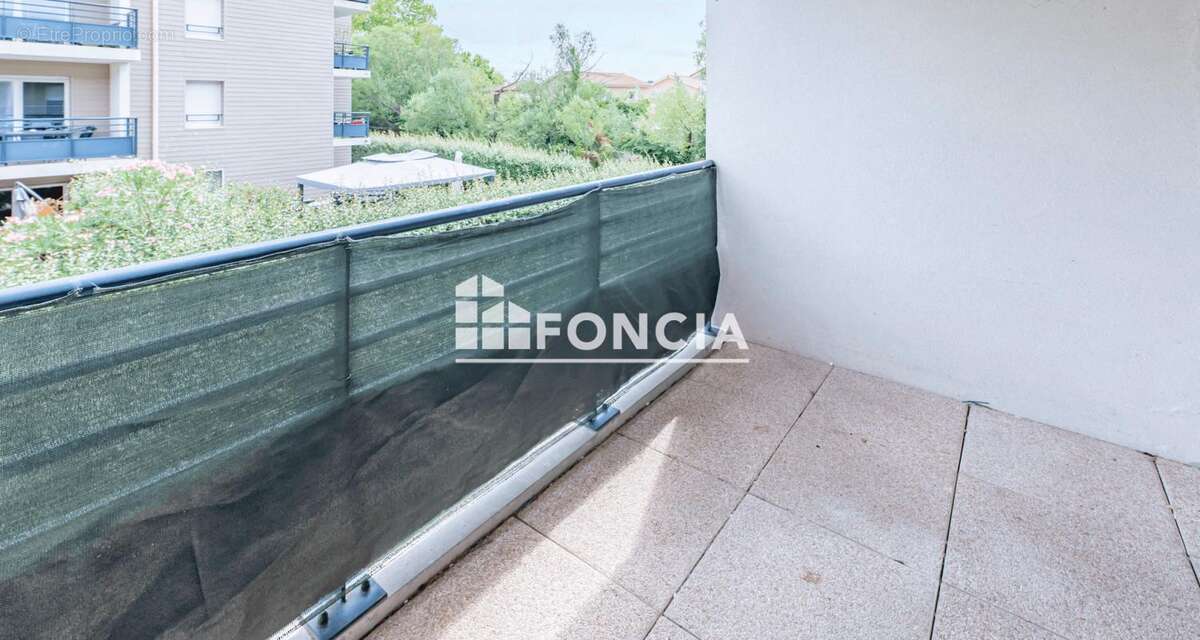 Appartement à SAINT-SYMPHORIEN-D'OZON