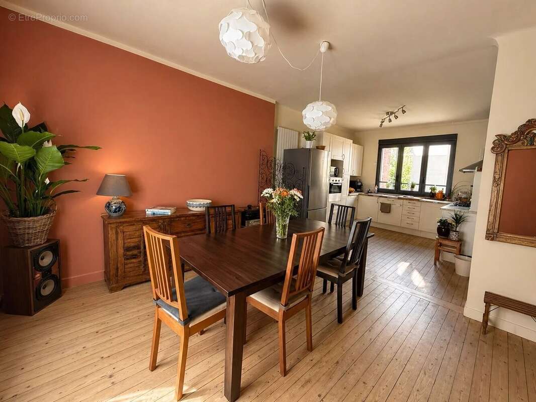 Maison à MONTREUIL
