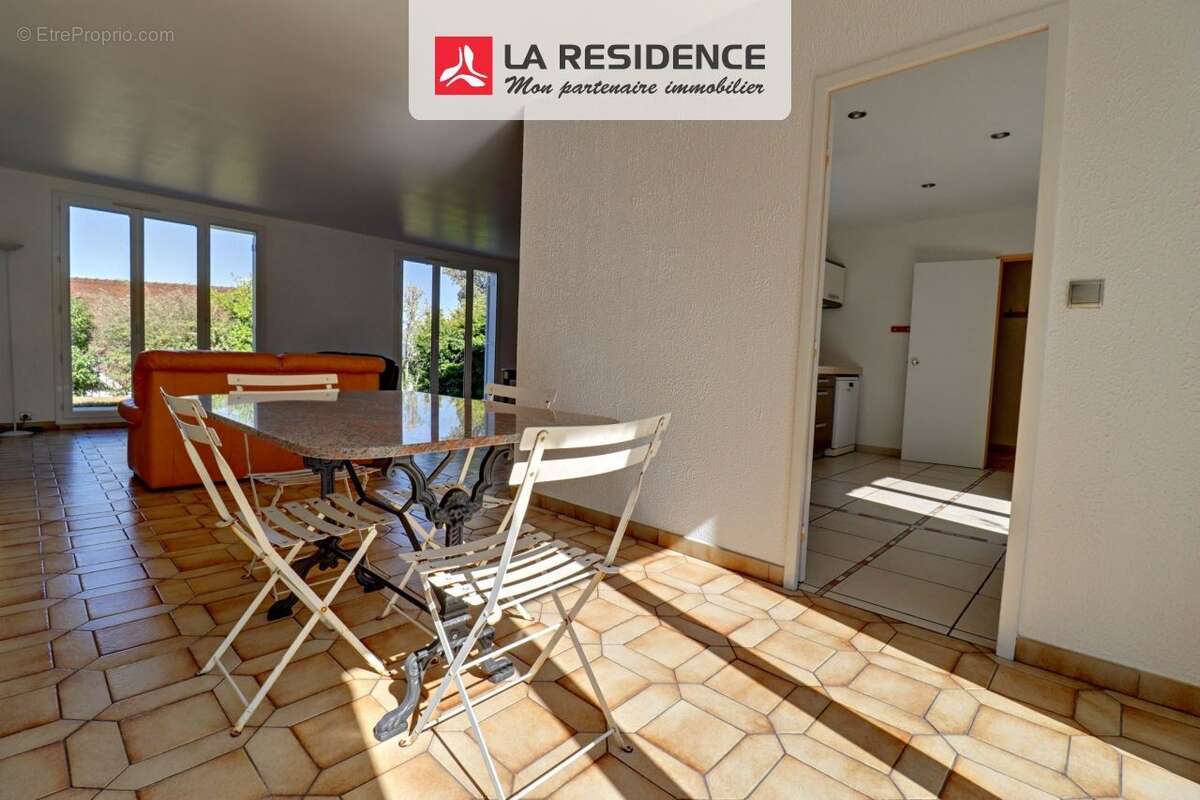 Maison à VERNOUILLET