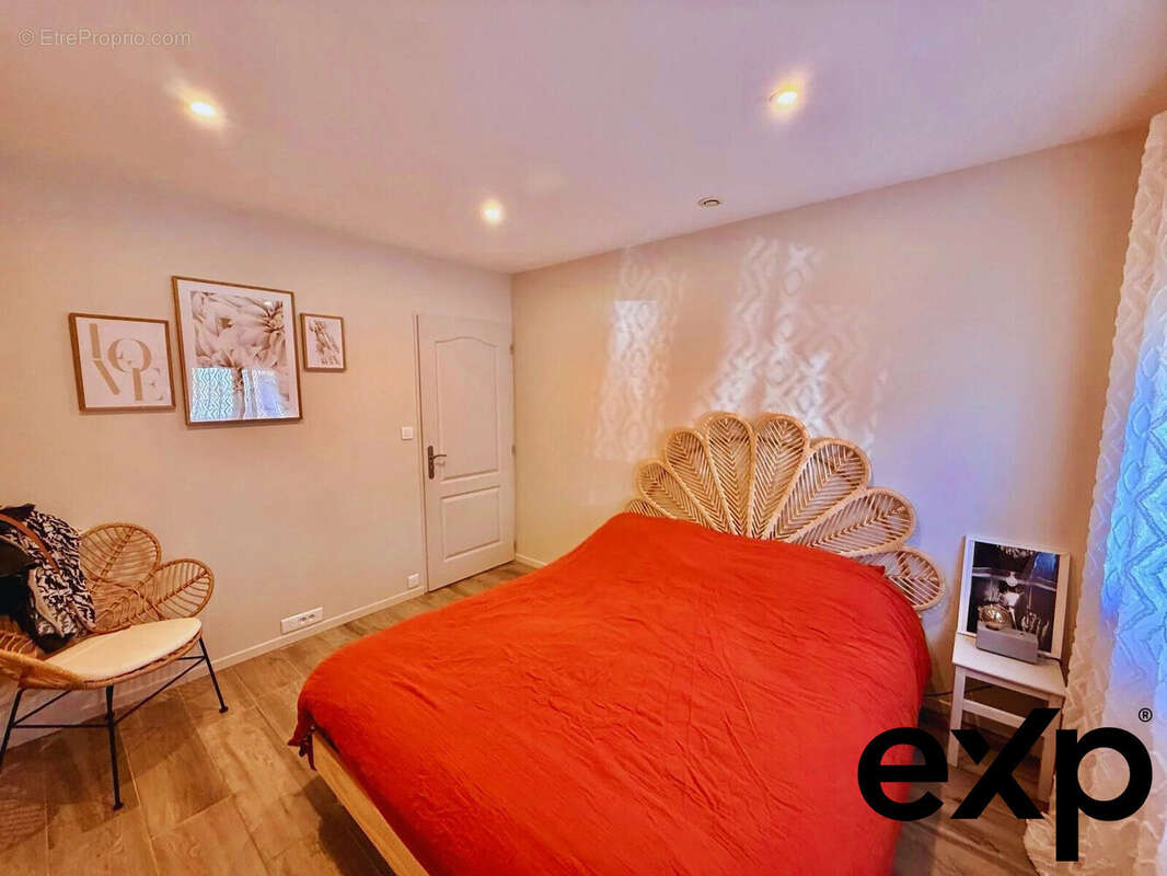 Maison à SAINT-GENIX-SUR-GUIERS