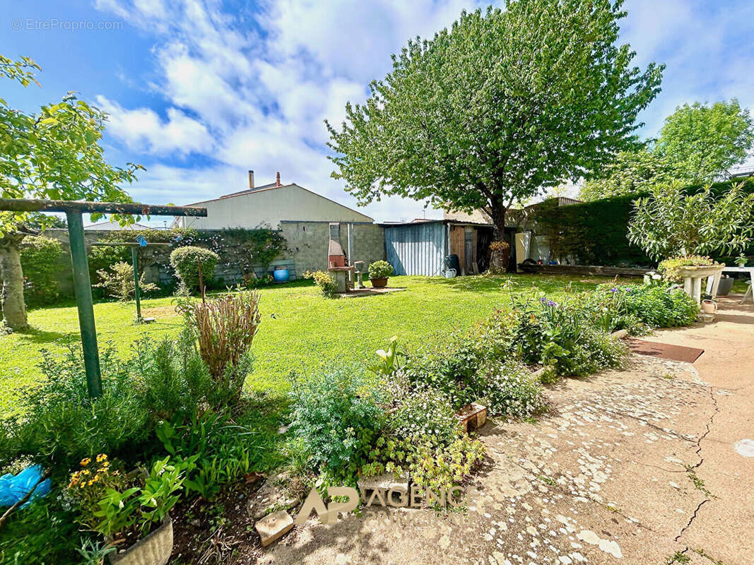 Maison Périgny centre - 3 chambres - 90 m² + 40 m² aménageables - Terrain 574 m² - photo 15