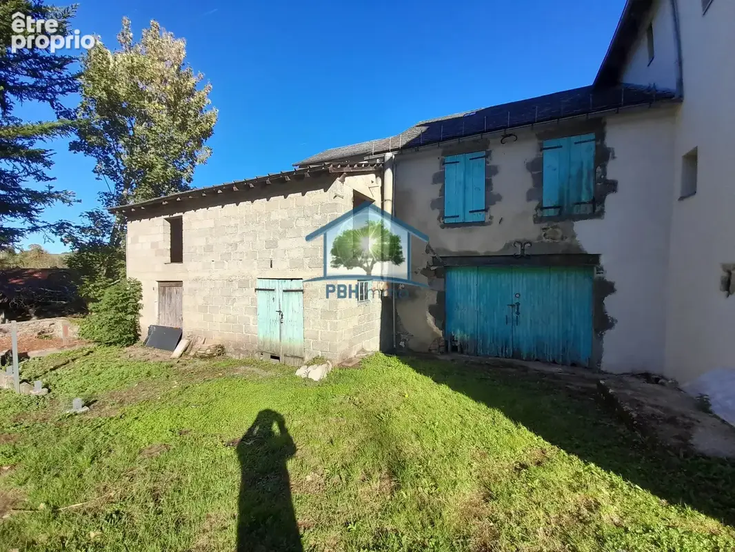 Bourg-lastic – ensemble immobilier à réhabiliter – fort potentiel ! - photo 15
