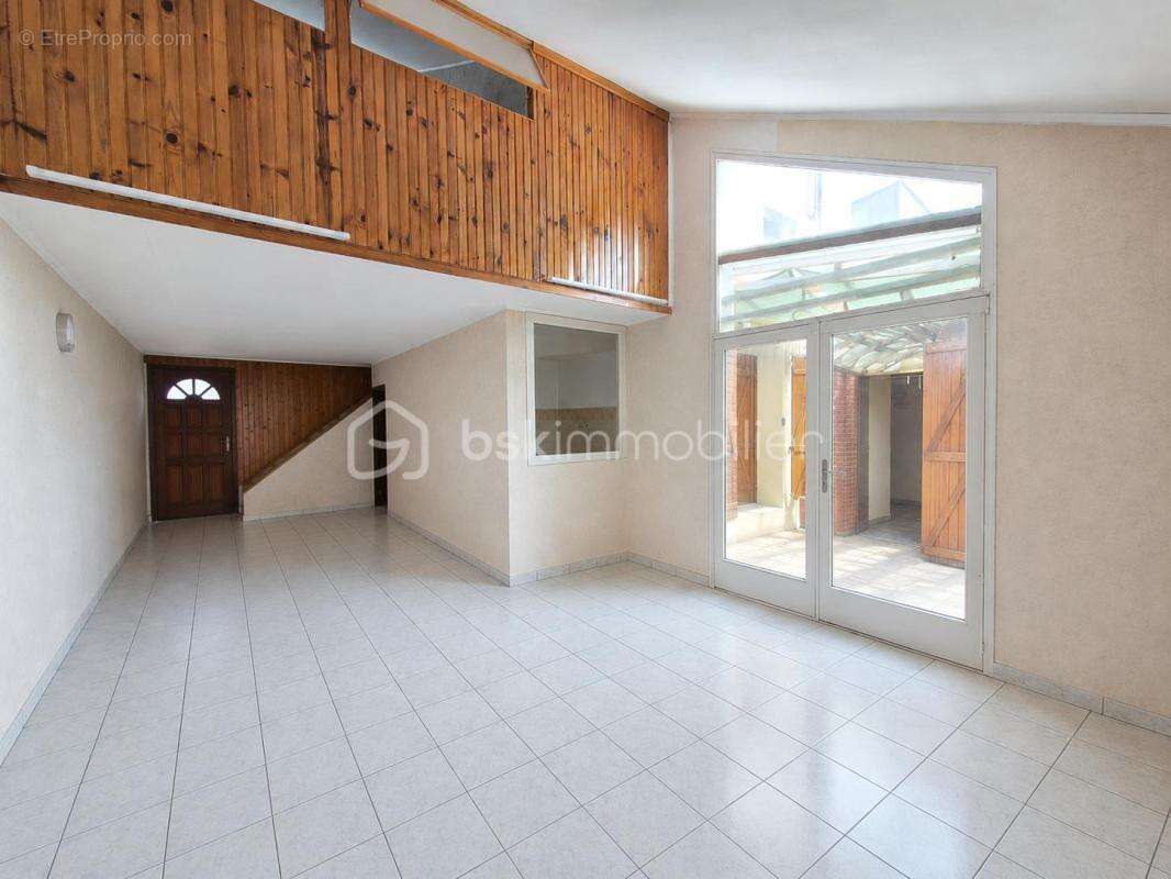 Maison familiale pleine de potentiel ! A Lisses - photo 2