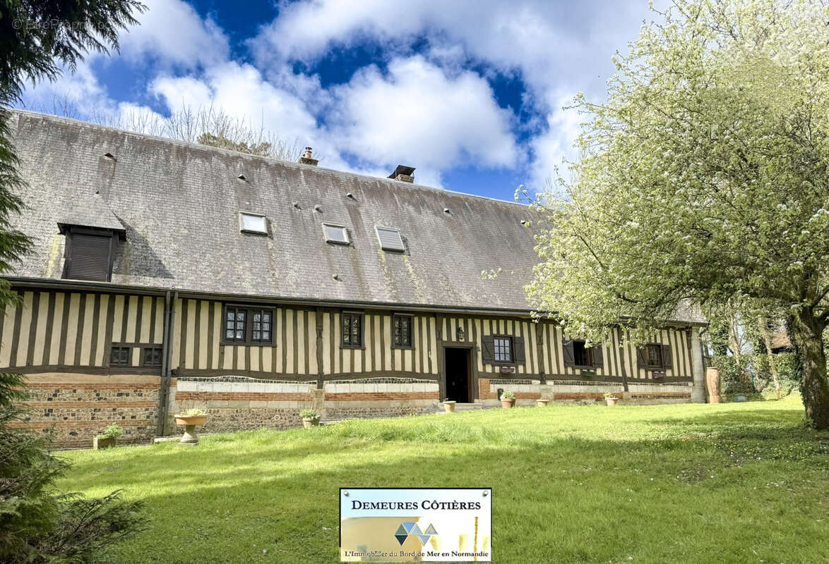 Maison à SAINT-JOUIN-BRUNEVAL