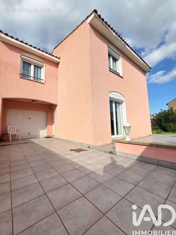 Photo 2 - Maison à PIA