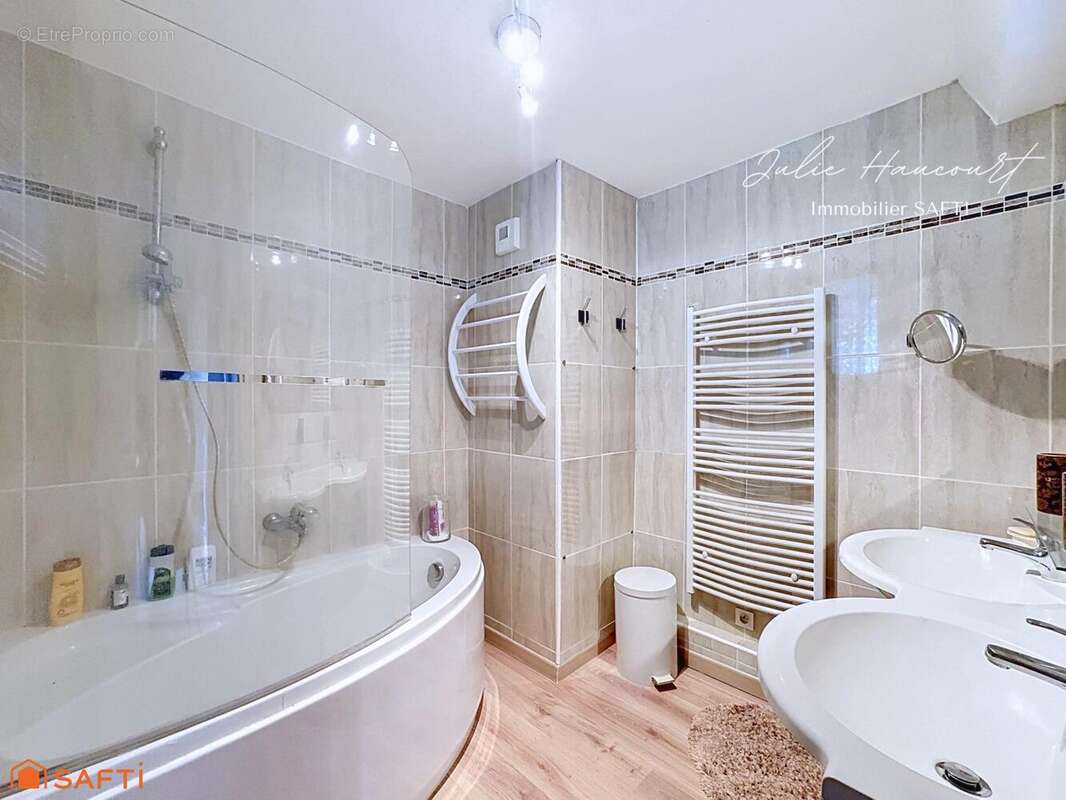 Maison 184 m² à Montilly-Sur-Noireau  - photo 8