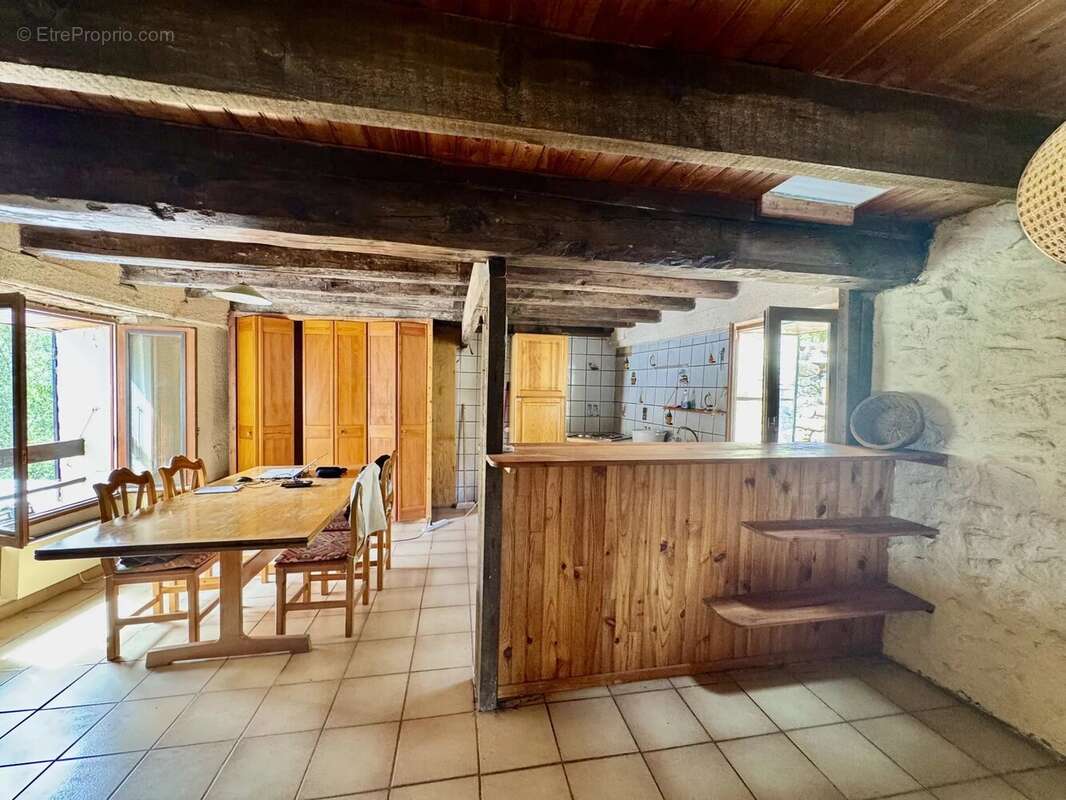 Maison de village à SANSA - photo 4