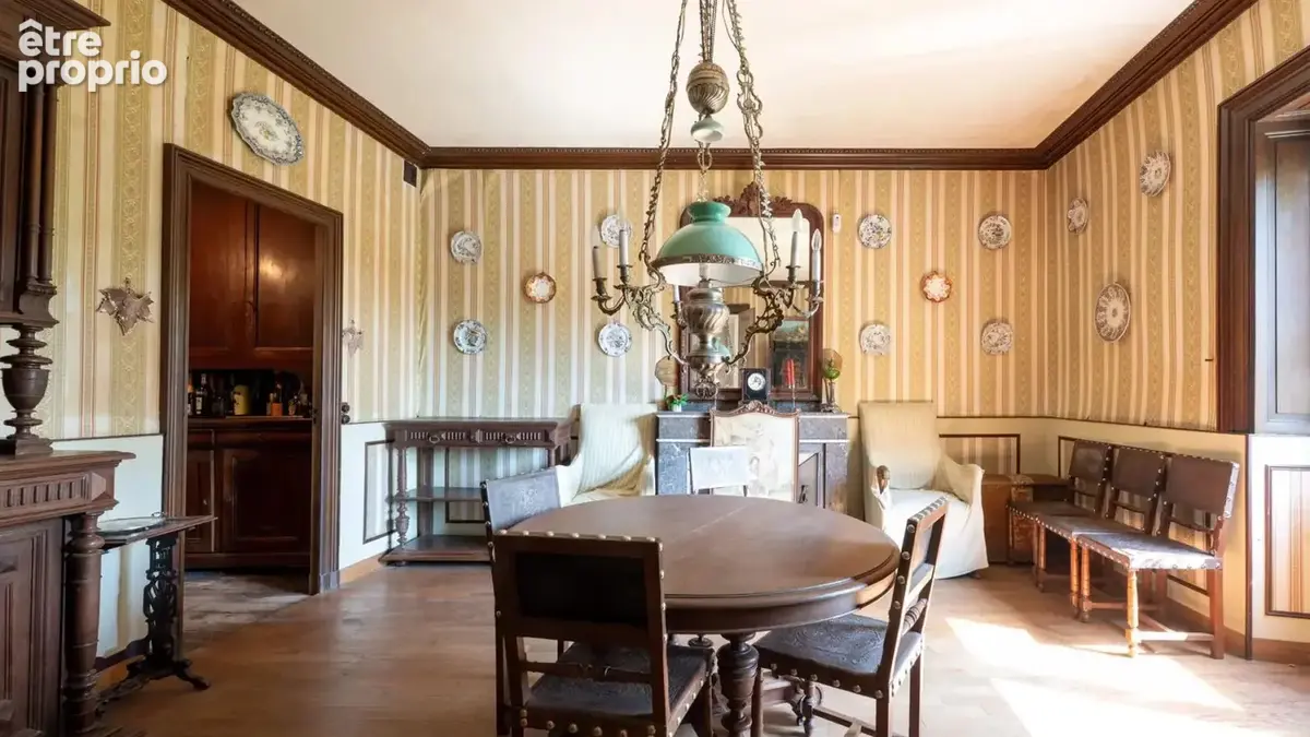 Payrac – Élégante maison bourgeoise en pierre de 258 m² avec 6 c - photo 11