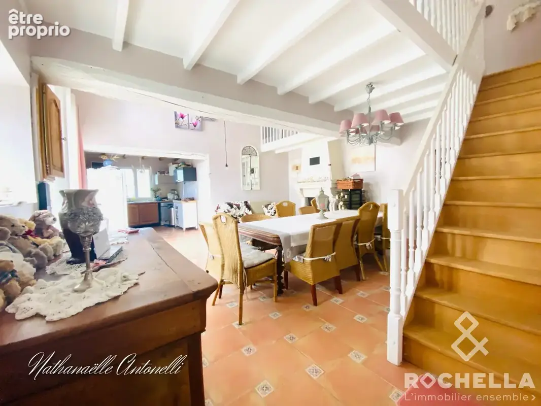 Maison 129 m² à Aujac  - photo 7