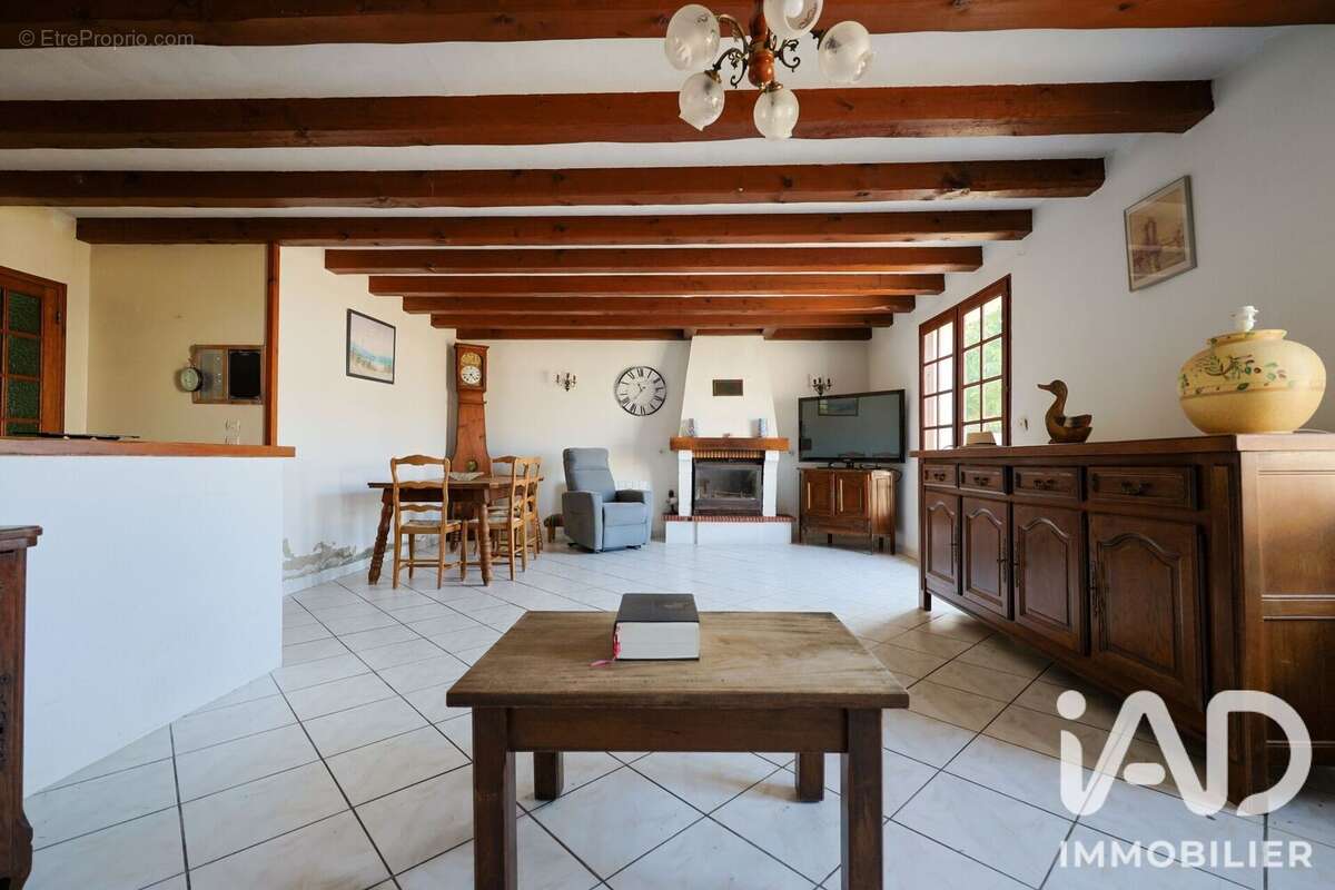 Maison 74 m² à Sainte-Marie-De-Re  - photo 4