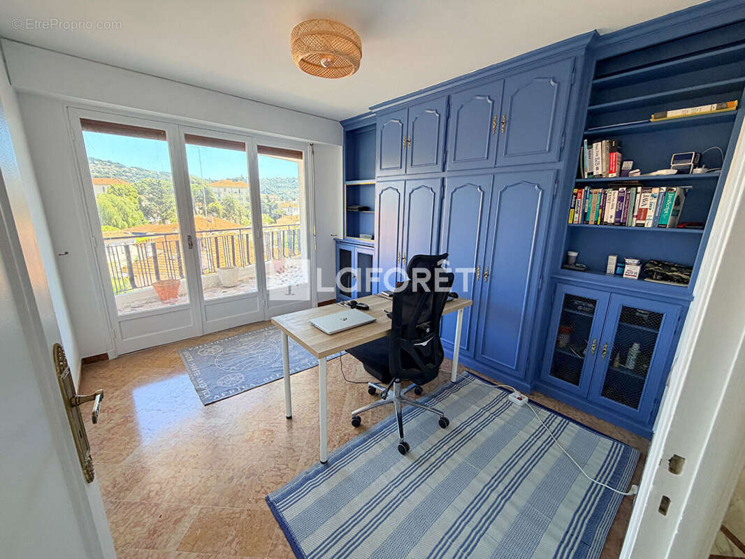 Cannes bas Petit Juas : Appartement 4 pièces 85 m² avec Terrasse, Parking et Cave - photo 14