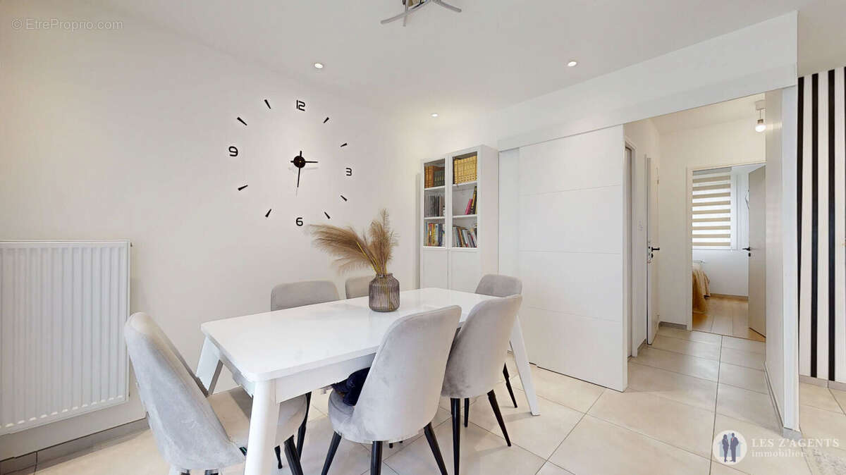 Appartement à LE PONT-DE-CLAIX