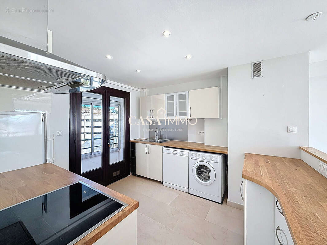 Appartement à HYERES