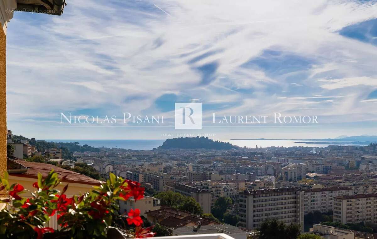Appartement à NICE