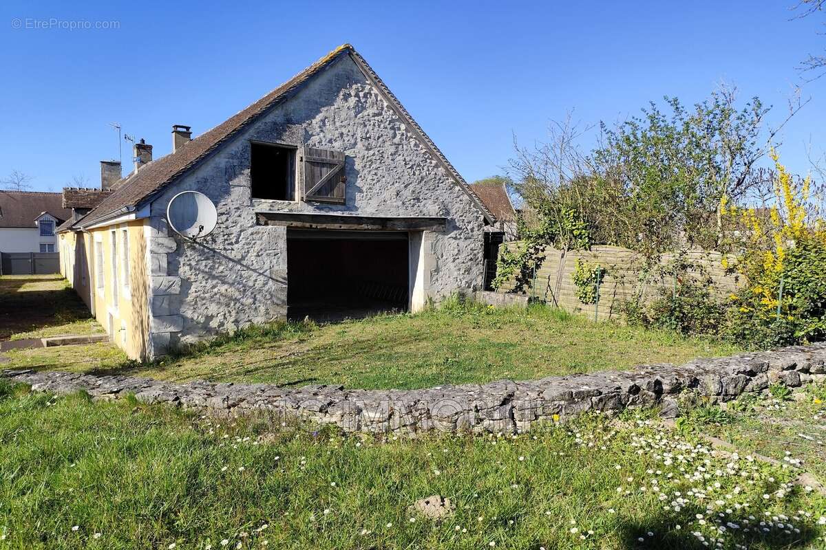 Maison à SAOSNES