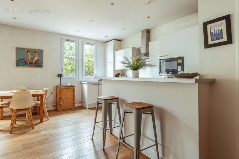 Appartement à vendre 4 pièces SAINT CLOUD (92) - photo 5