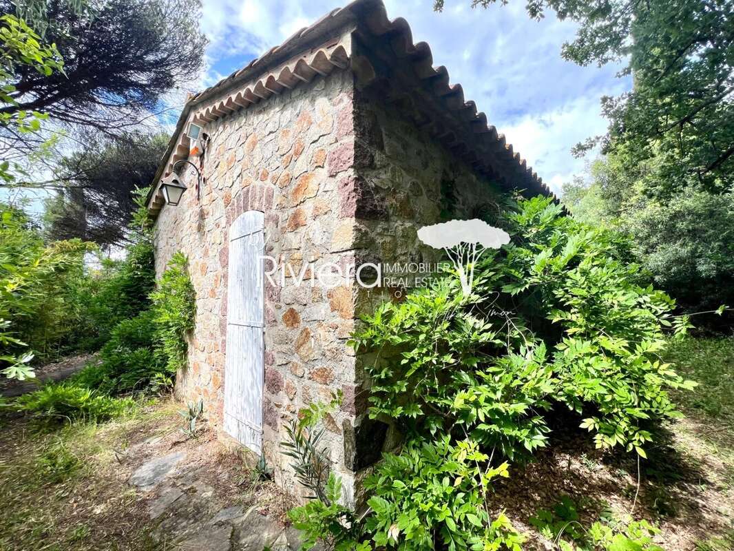Maison à GASSIN