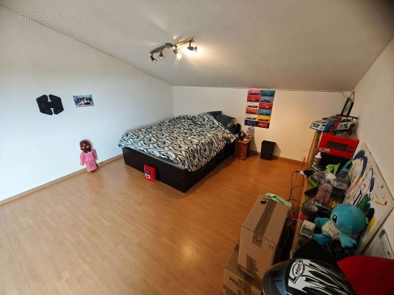  Maison de caractère divisible en 2 logements – 5 chambres – 221 m² – Lavangeot (39700) - photo 5