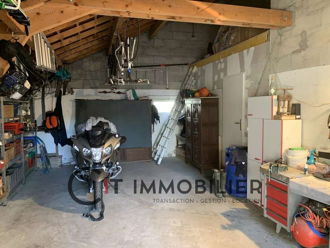 Maison à LA TOUR-DU-PIN