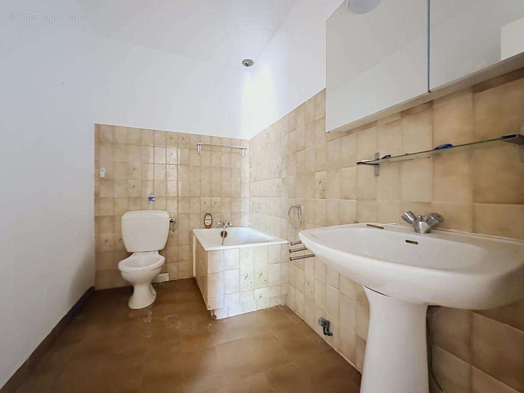 exclusivite Avignon extra muros proche rempart T2 47m² - photo 6