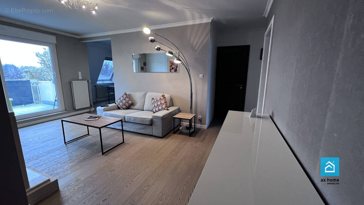 Salon  - Appartement à OBERHAUSBERGEN