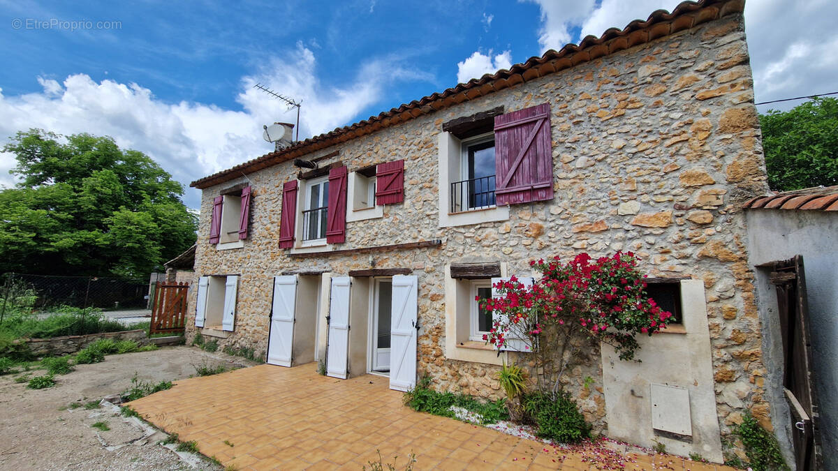 Maison à LORGUES