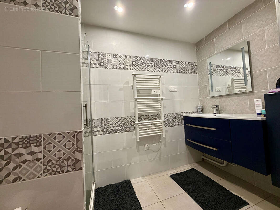 Appartement à LE PERRAY-EN-YVELINES