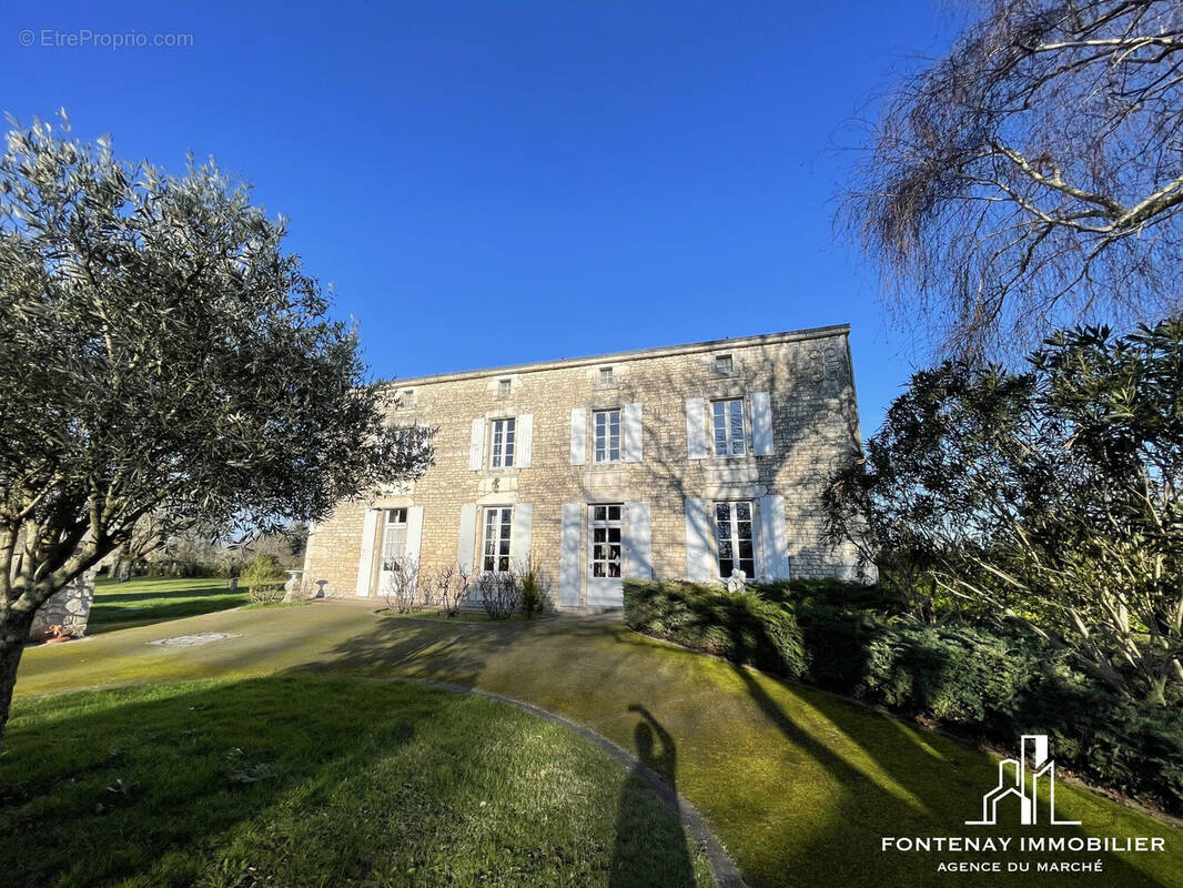 Maison à LE LANGON