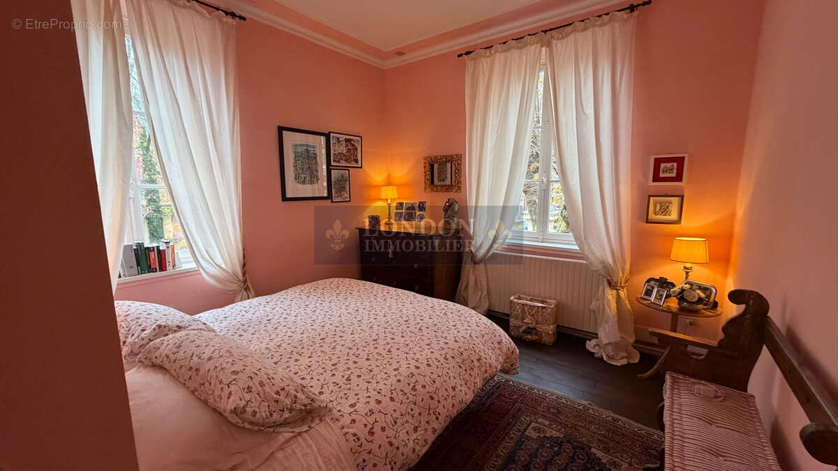 Maison à VERSAILLES