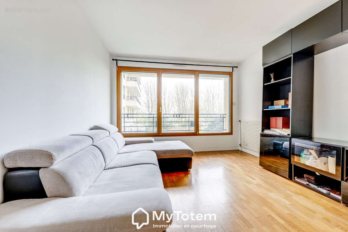 Appartement à LEVALLOIS-PERRET