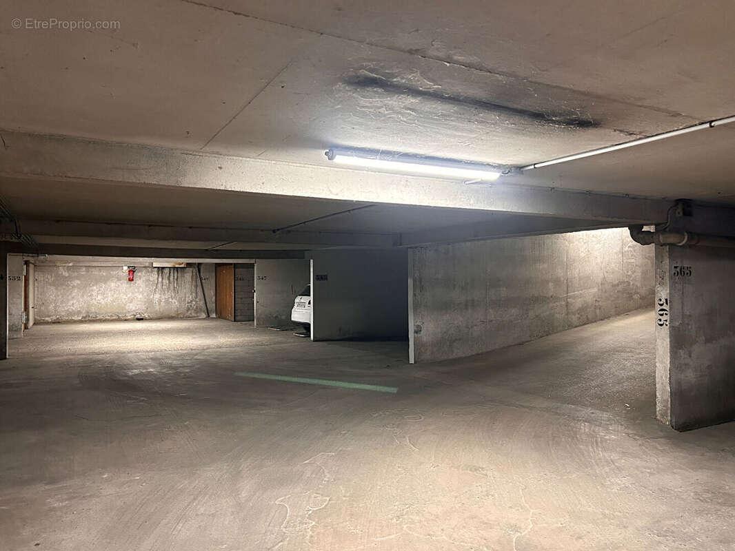 Parking - Auteuil Sud - photo 4