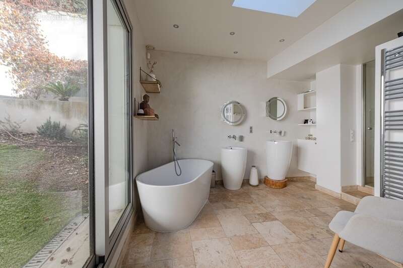 Maison à MARSEILLE-7E