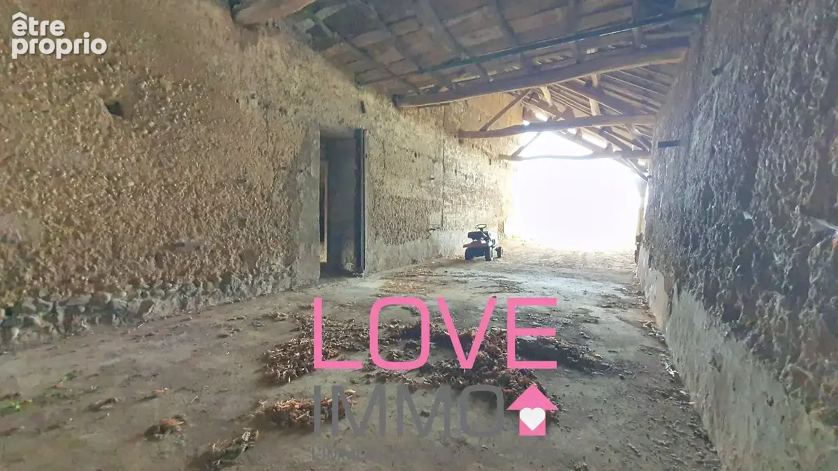 Maison avec de nombreuses dépendances et 18000 m2 de parcelle - photo 18