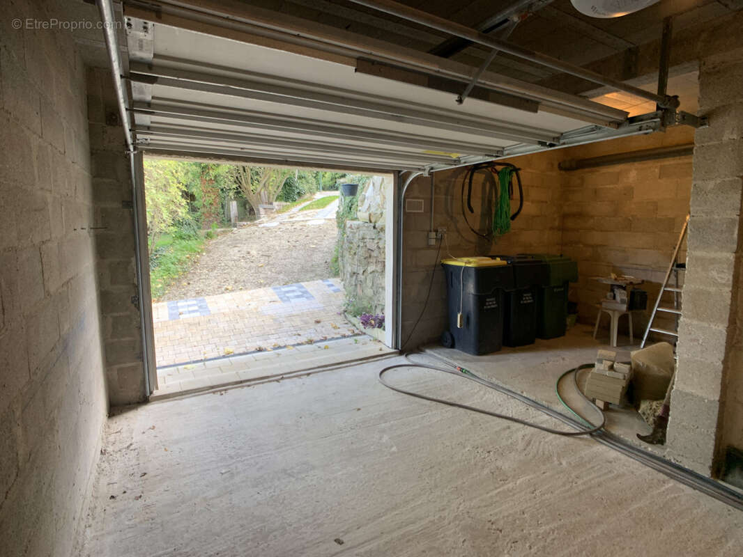 Maison à SAINT-JEAN-LES-DEUX-JUMEAUX