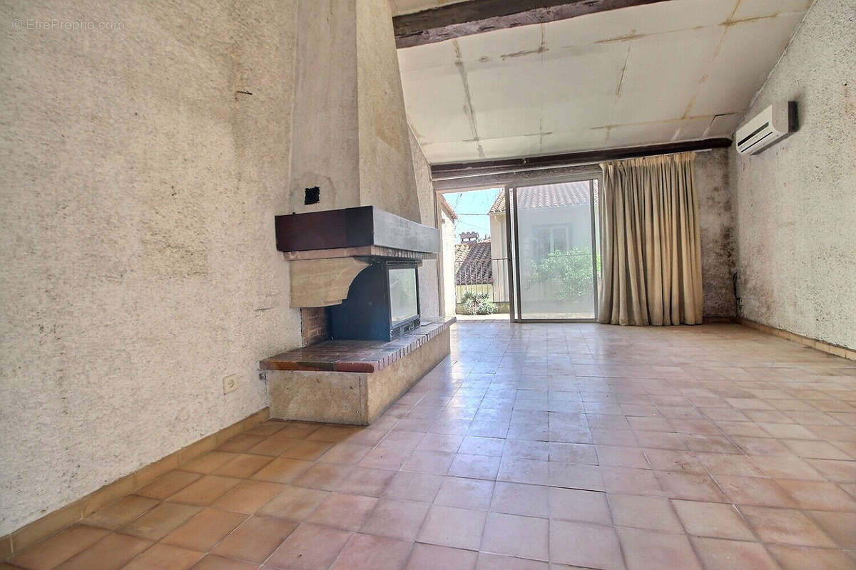 Maison à BAGES
