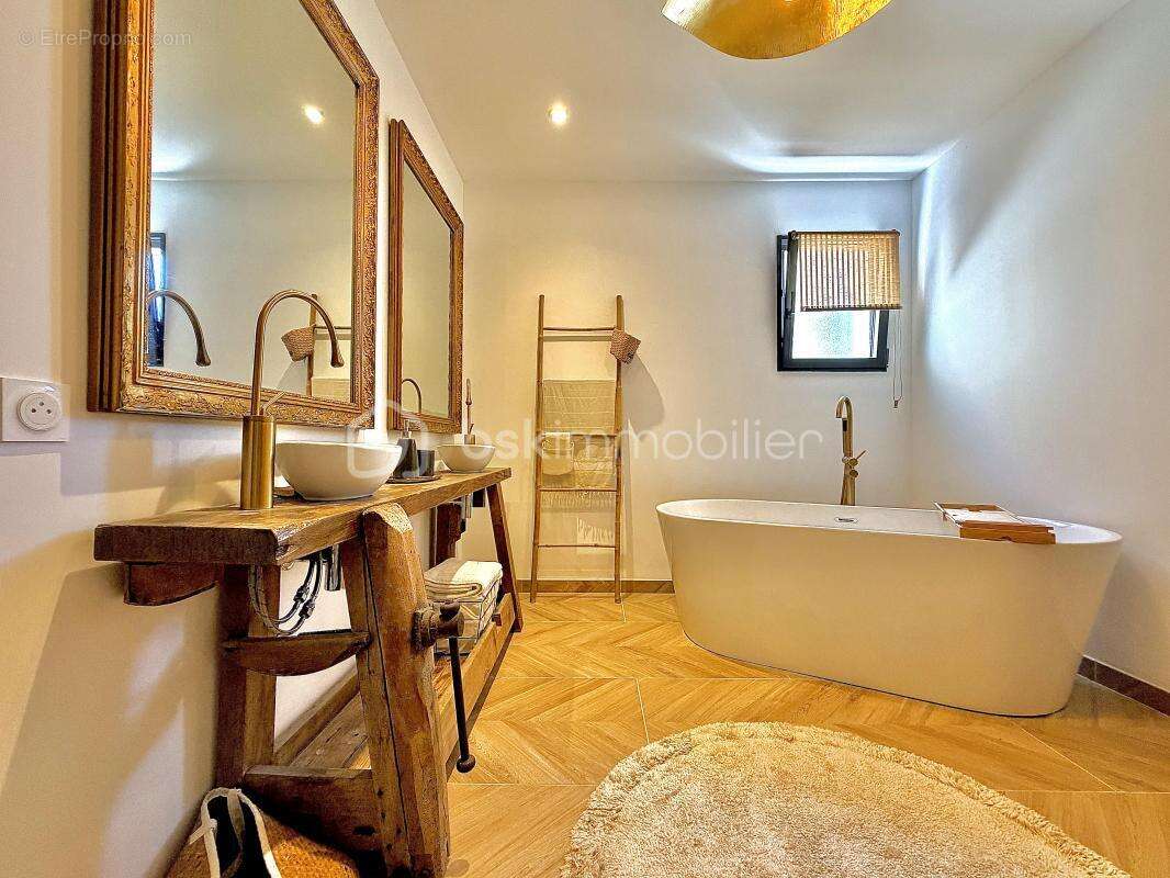 Centre historique : villa d'architecte pour clients exigeants - photo 24
