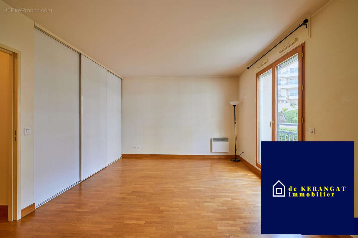 Appartement à LE PLESSIS-ROBINSON