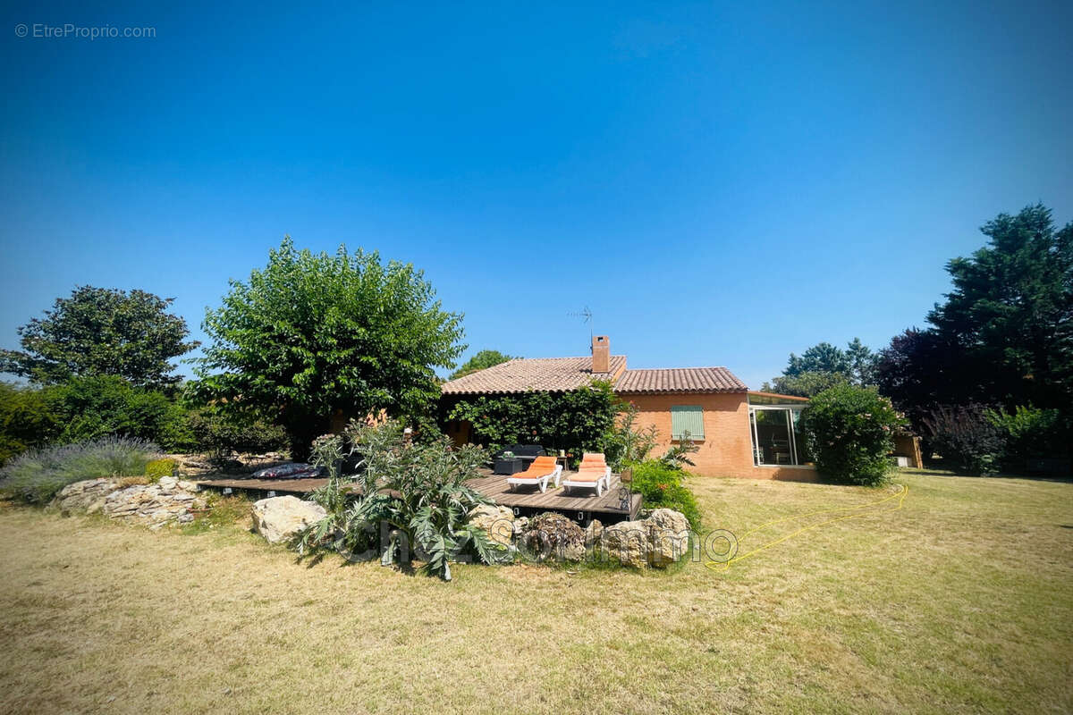 Maison à SAINT-ANTONIN-DU-VAR