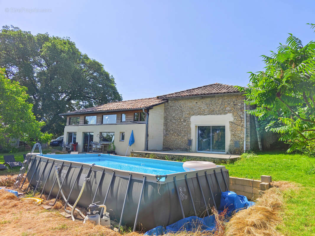 Maison à TERREBASSE