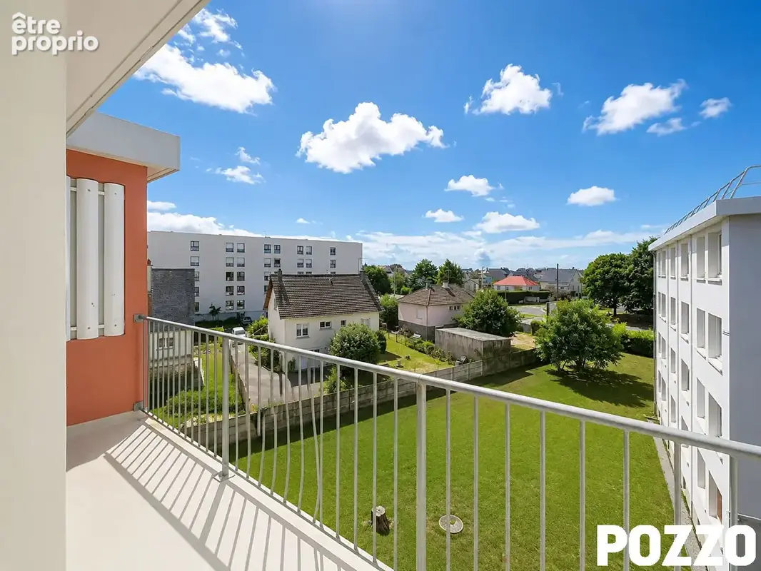 Appartement  4 pièce(s) 74 m2 à GRANVILLE - photo 3