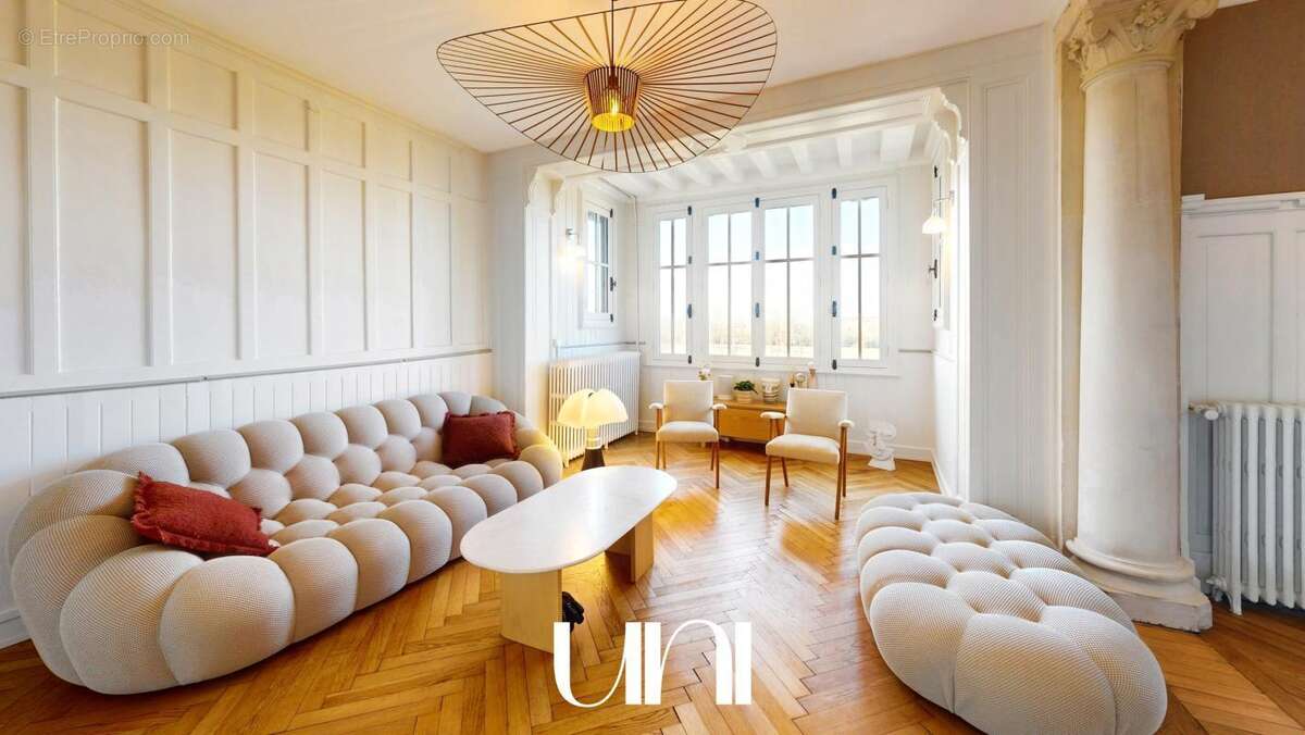 Maison à FLEURY-SUR-ORNE