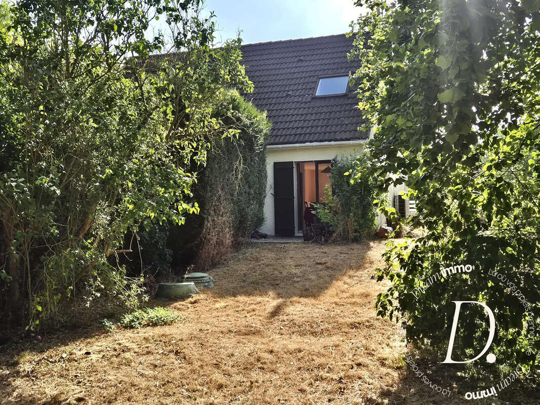 Maison 96 m² à Civieres  - photo 7