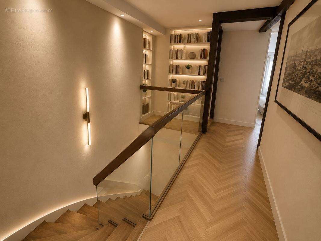 Appartement à PARIS-1E