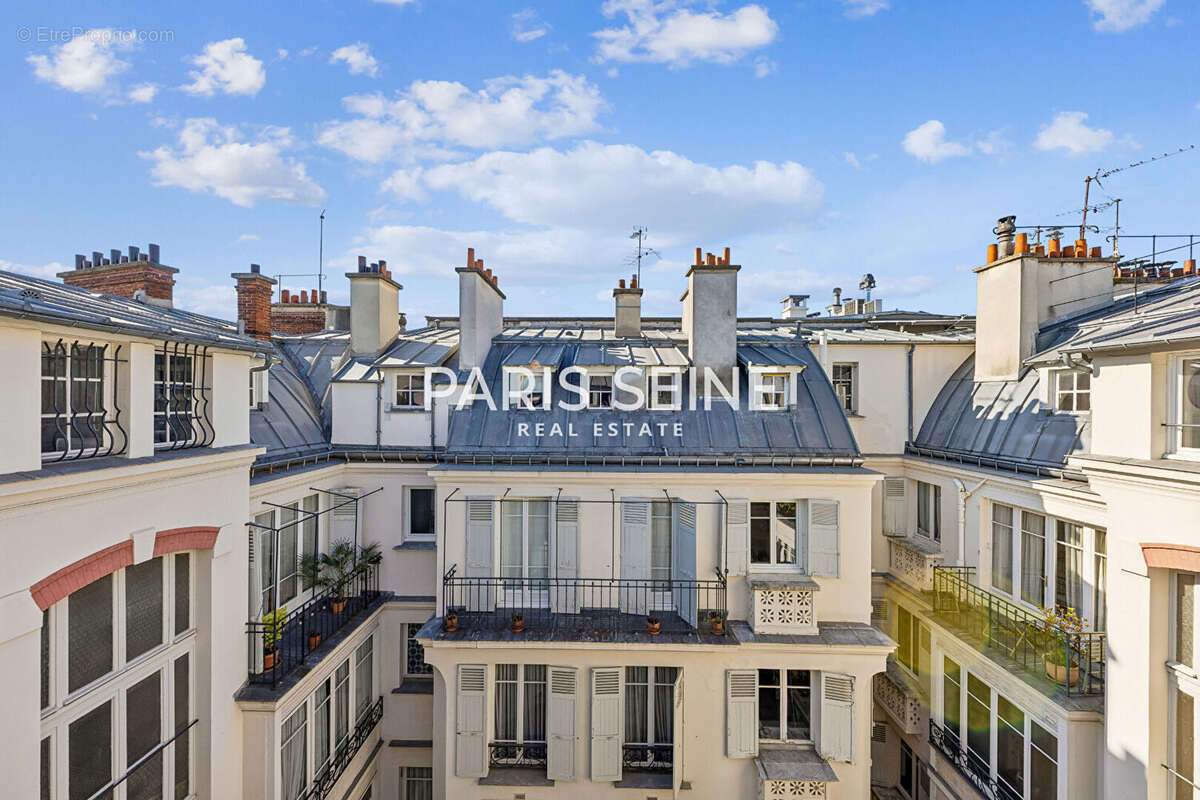 Appartement à PARIS-7E